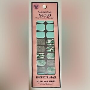 Dashing Diva Gloss Ultra Shine Gel Manicure - Mint and Silver
